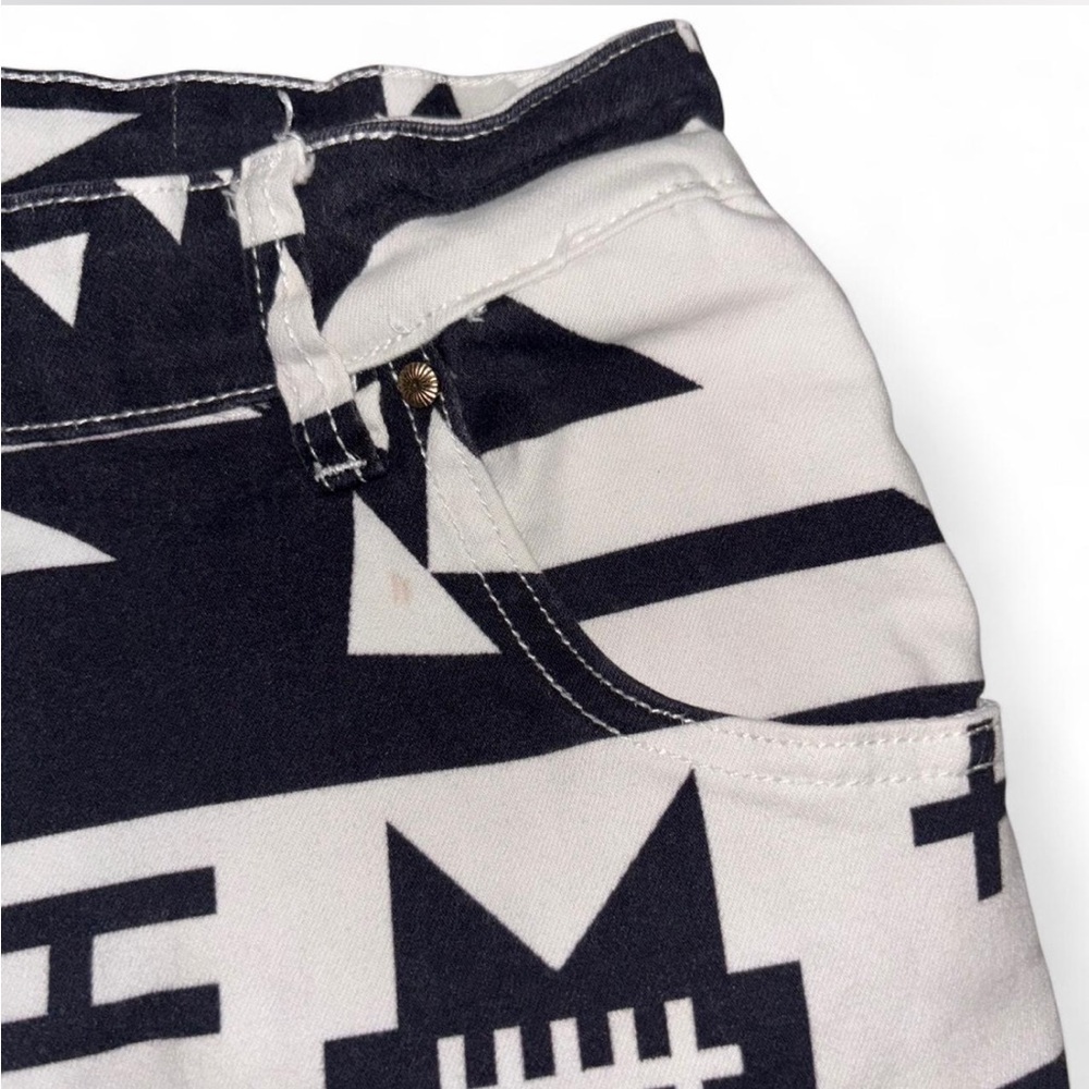 Ranch Dressn Black and White Aztec Geometric Super Flare Jeans - Picture 7 of 7